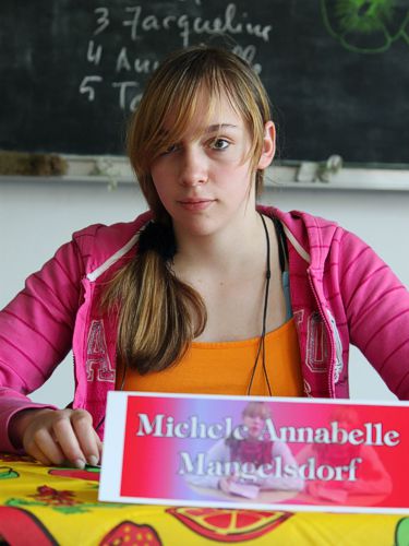 Platz 1 - Annabelle Michele Mangelsdorf, 9c